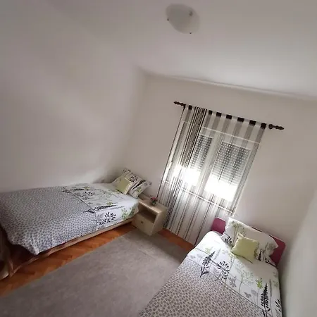 Apartament Maja