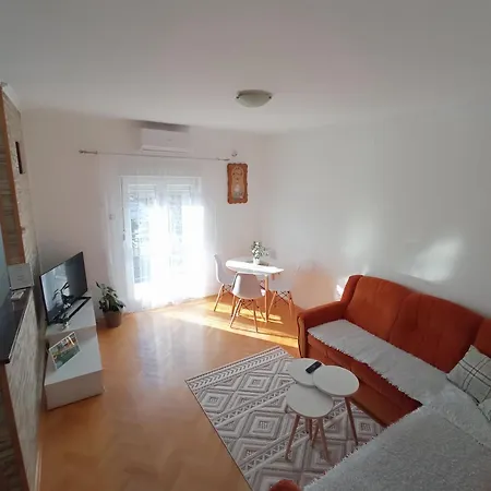 Apartment Maja